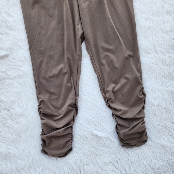 Prana Slate Green Ruched Cuff Railay‎ Pants - Picture 6 of 11